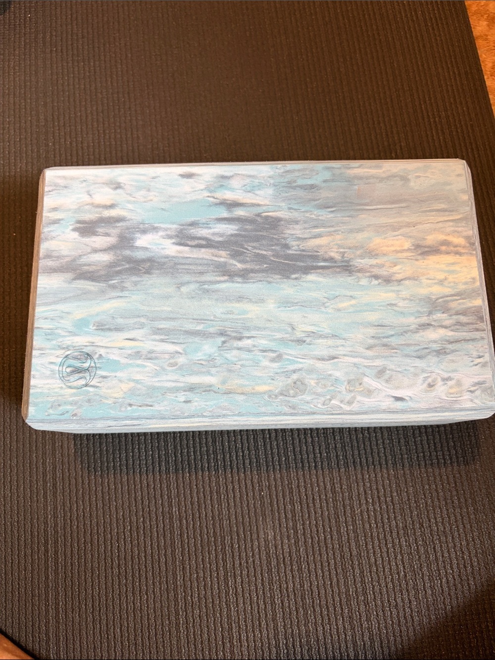Lululemon Marbled Blue & White Yoga Block
